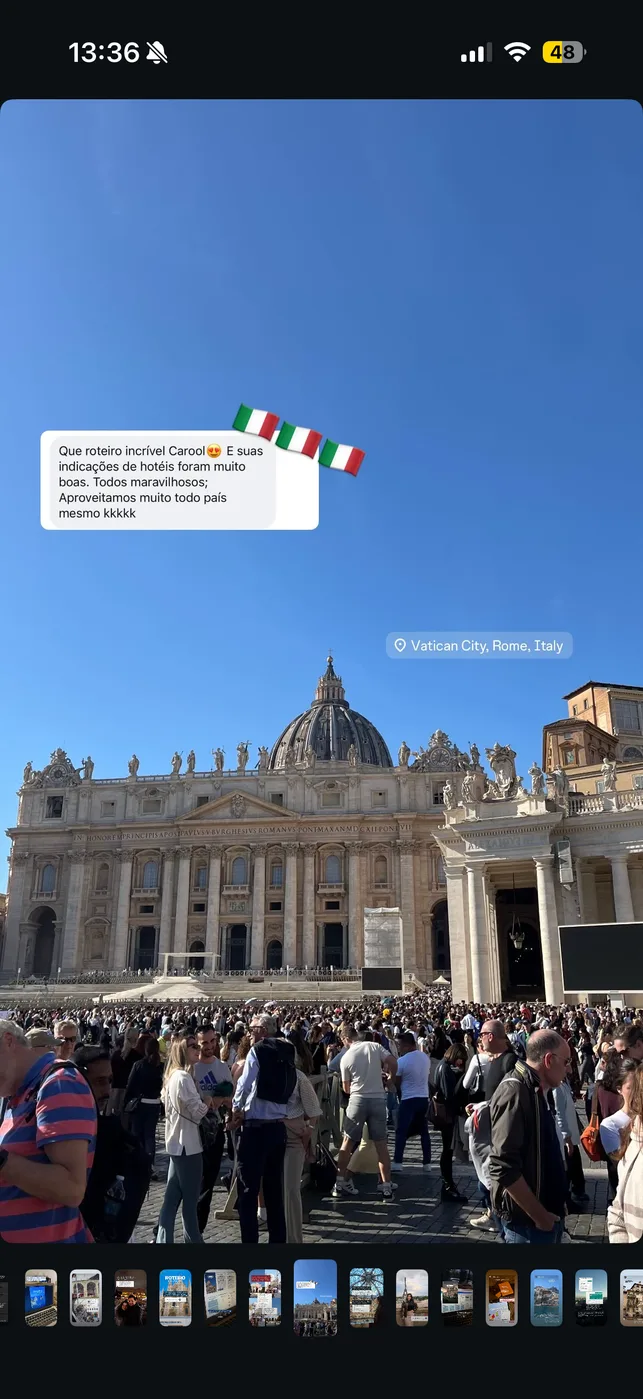 Cliente no Vaticano, Roma, com depoimento sobre o roteiro pela Itália