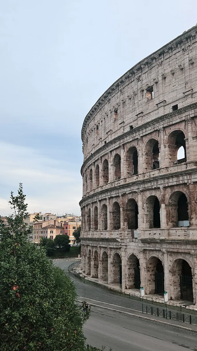 Roteiro Completo — Roma